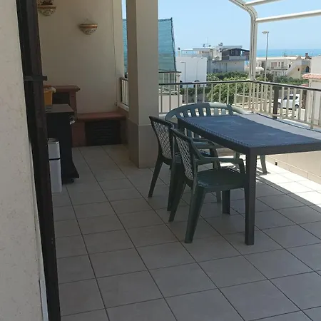 Due Roby's House Affittacamere Marina di Ragusa